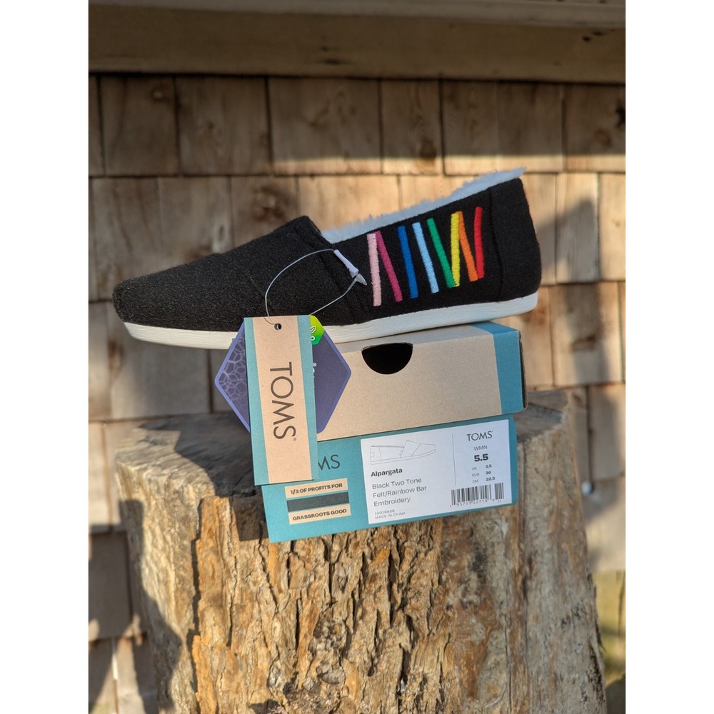 Tom's‎ Alpargata Shoe's Women's Size 5.5 NWT